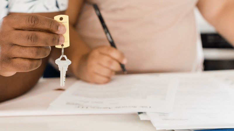 Key Things to Check Before Signing a Lease Agreement: Essential Considerations for Tenants